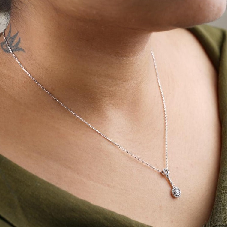 Silver pendant design for female